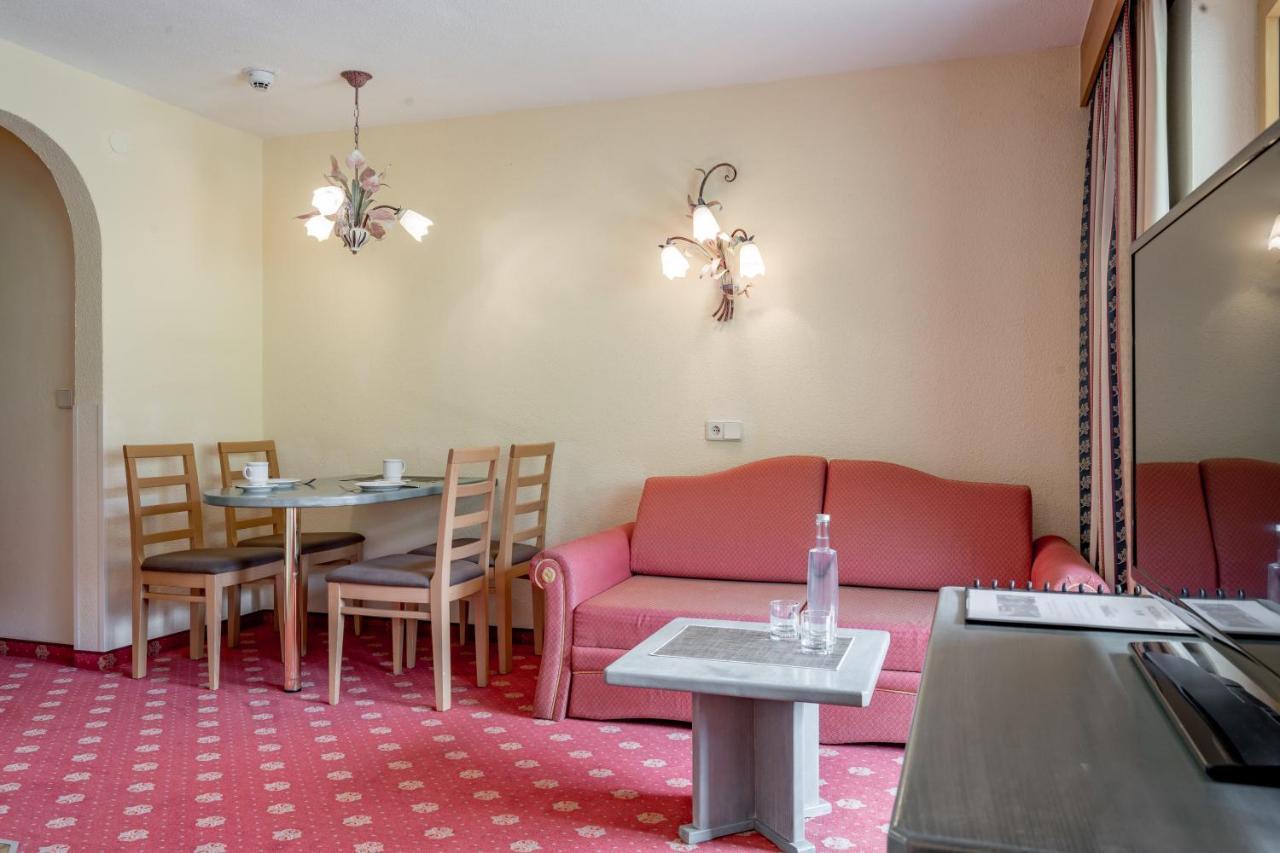 Residenz Tamara Aparthotel Сьолден Екстериор снимка